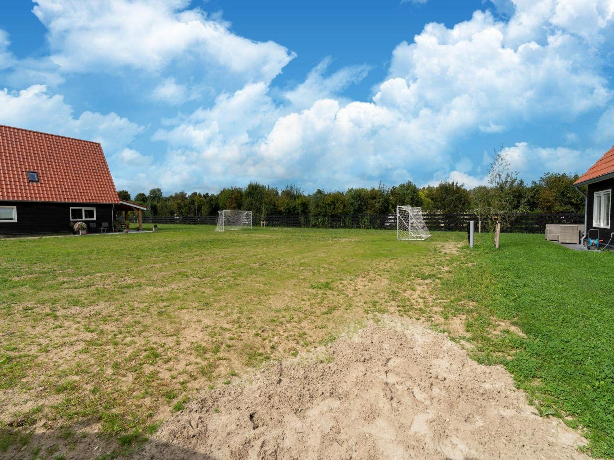 Holiday Home In Scherpenisse Екстериор снимка