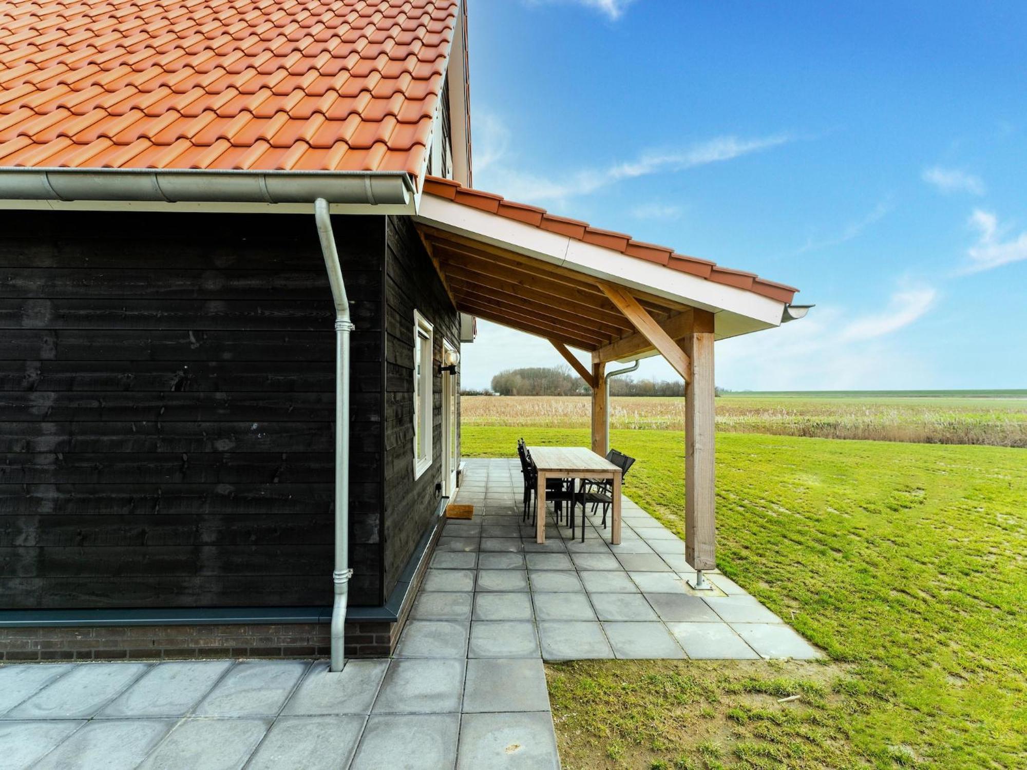 Holiday Home In Scherpenisse Екстериор снимка